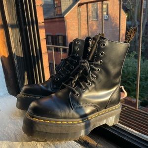 Platform Doc Marten Jadon Boot size 5